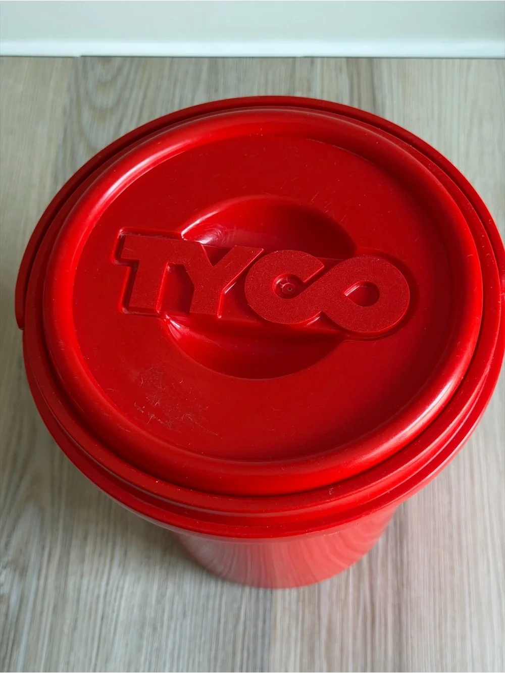 Vintage TYCO Empty Bucket Pail Red Plastic Storage Container & Lid (No Blocks)